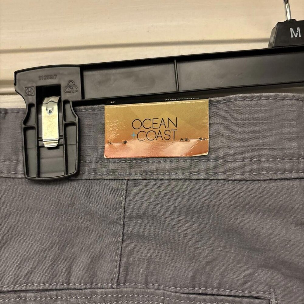 NWT Ocean & Coast Men’s Gray Flat Front Cargo Shorts Size 32. $49.50 - Picture 6 of 10